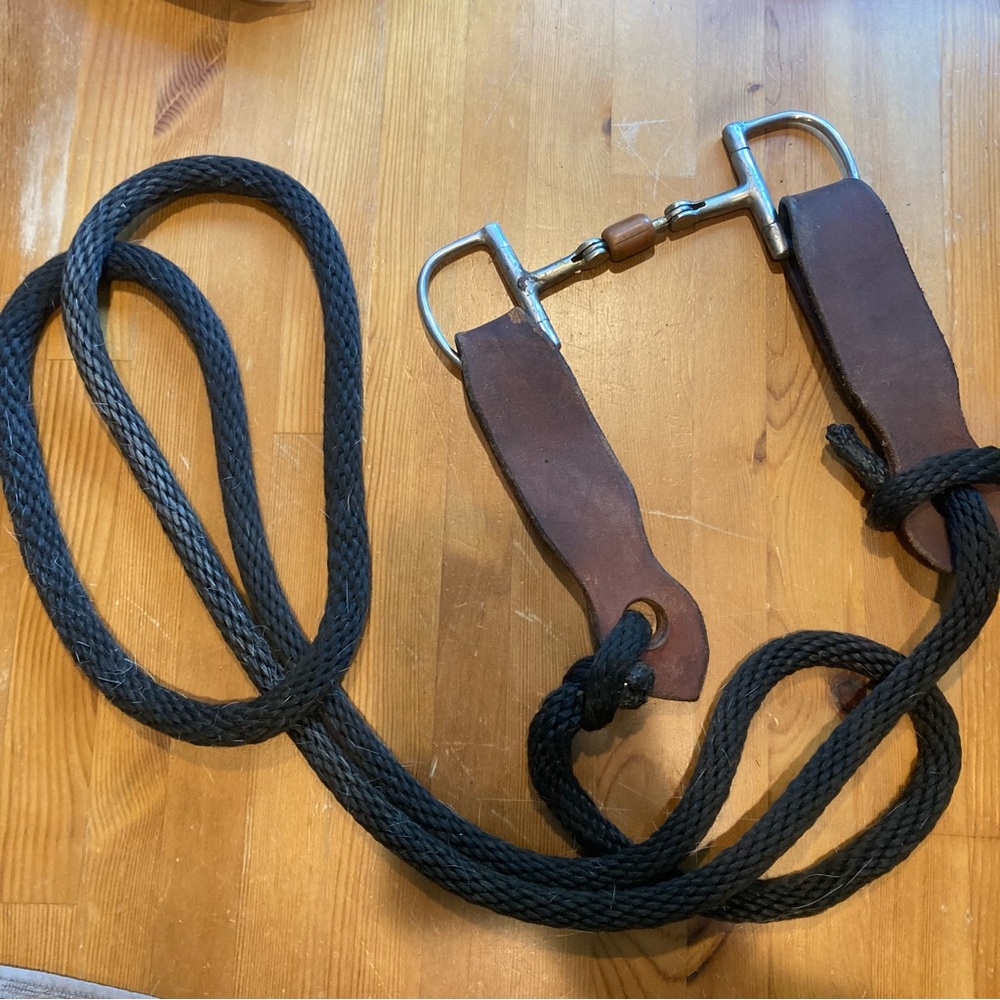 D Ring Snaffle Bit with Copper Roller and Reins